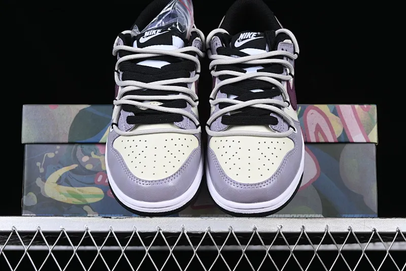 All Categories Nk SB Dunk Series Nk SB Dunk Low Low-top sneakers Nk Dunk Low Panda Prank Raspberry retro distressed Tie-dye lavender purple Low-top casual sneakers DJ6188-002